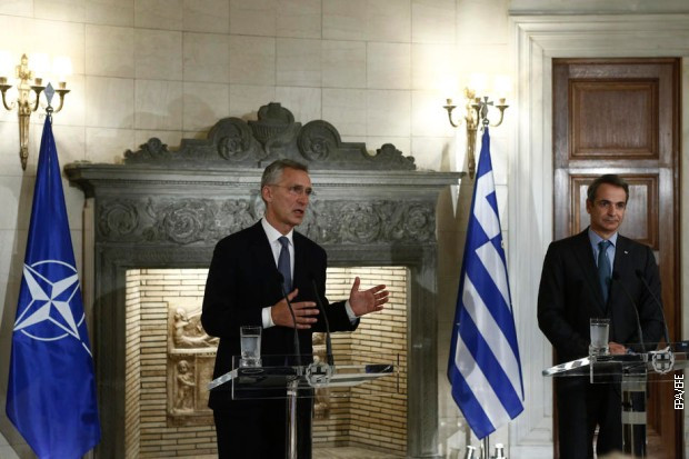 Generalni sekretar NATO-a Jens Stoltenberg i grčki premijer Kirijakos Micotakis