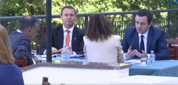 Aljbin Kurti i Prindon Sadri i Tanja Fajon Aljbin Kurti i Prindon Sadri i Tanja Fajon