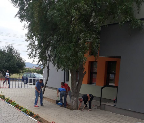 Akcija čišćenja školskih i predškolskih ustanova u srpskim sredinama Akcija čišćenja školskih i predškolskih ustanova u srpskim sredinama