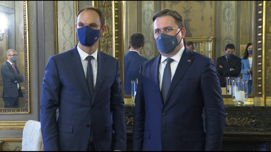 Selaković sa sa ministrom inostranih poslova Slovenije Anžeom Logarom Selaković sa sa ministrom inostranih poslova Slovenije Anžeom Logarom