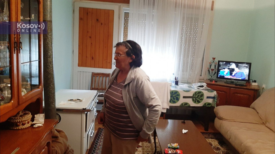 Radmila Trajković kaže da su lopovi odneli deo nakita