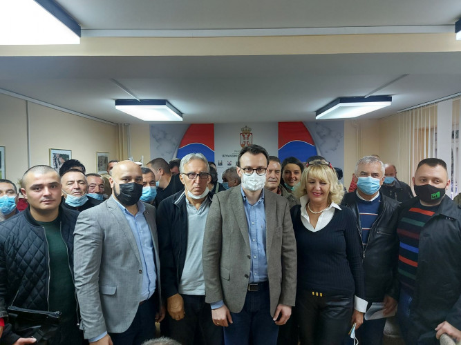 Kragujevac - Petković sa raseljenim licima sa KiM