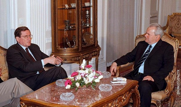 Sastanak Slobodna Miloševića i Ričarda Holbruka u Beogradu 22. marta 1999. godine