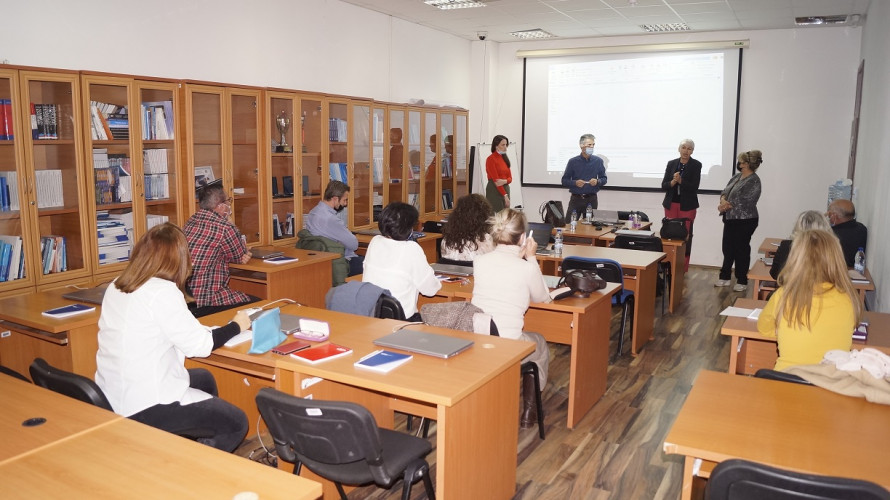Kosovo - OEBS - Obuka za korišćenje kompjuterskog softvera za prevođenje Kosovo - OEBS - Obuka za korišćenje kompjuterskog softvera za prevođenje