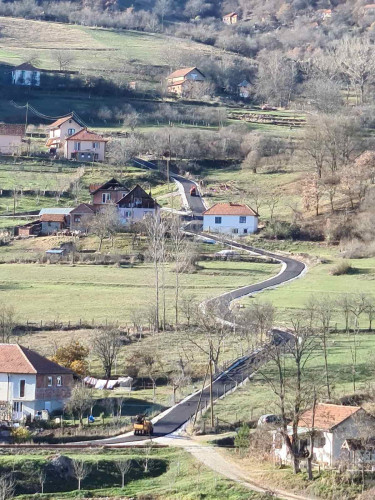 Selo Pridvorica, popravljen put