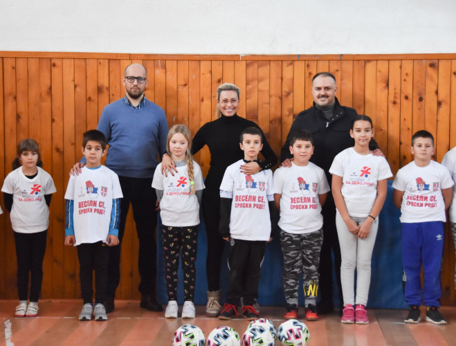 Sportska oprema za mališane u Goraždevcu i Štrpcu