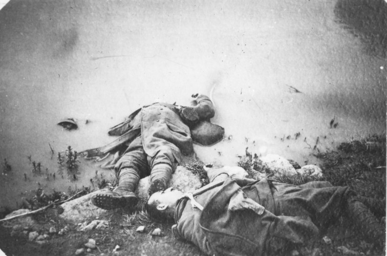 Zločini Albanaca nad pripadnicima Vojske Kraljevine Jugoslavije na Kosovu, 1941. Zločini Albanaca nad pripadnicima Vojske Kraljevine Jugoslavije na Kosovu, 1941.