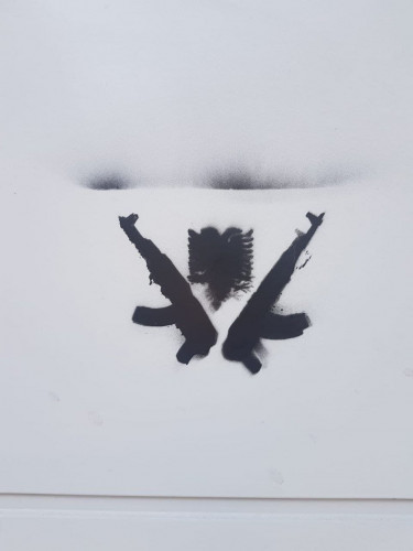 Grafit OVK na zgradi konzulata u Štutgartu