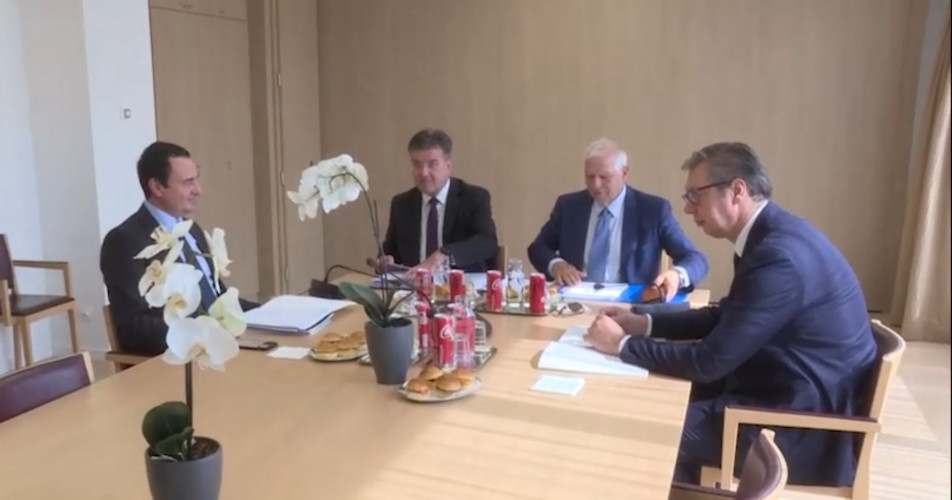 Vučić i Kurti u Briselu sa Lajčakom i Boreljom