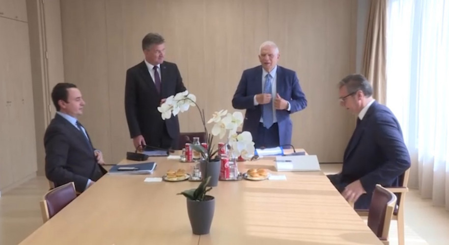 Vučić, Kurti, Lajčak i Borel