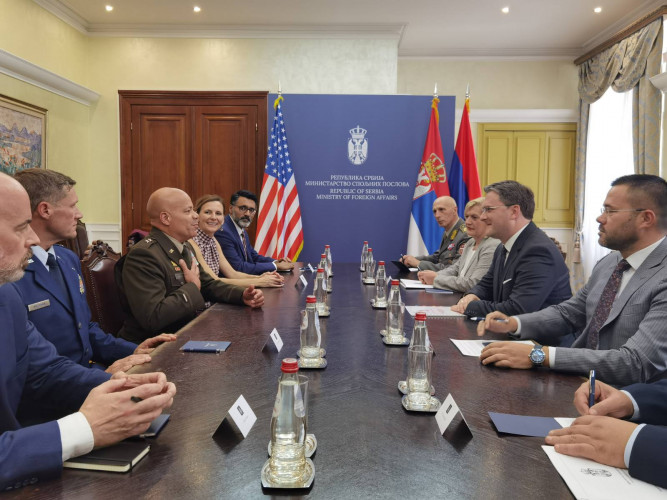 Džon Haris i Nikola Selaković