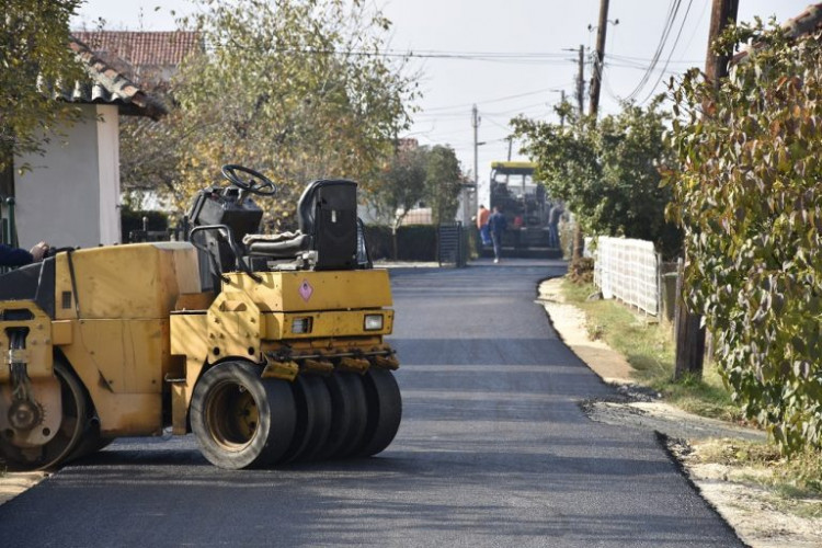 Asfaltiranje ulica u opštini Gračanica Asfaltiranje ulica u opštini Gračanica