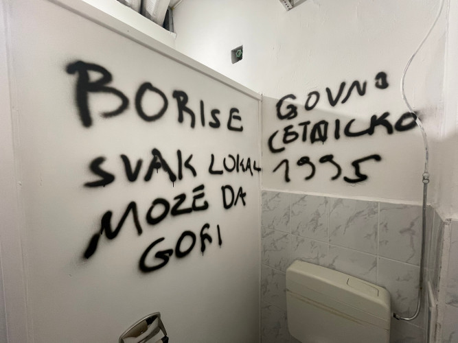 Pretnje ispisane u prostorijama Zajednice srpskih klubova u Beču