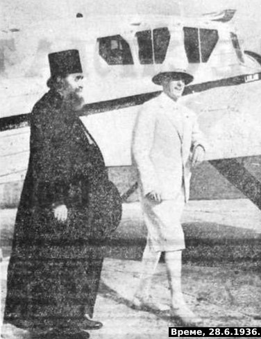 Prvi vladika u avionu, Vreme - 1936. godine