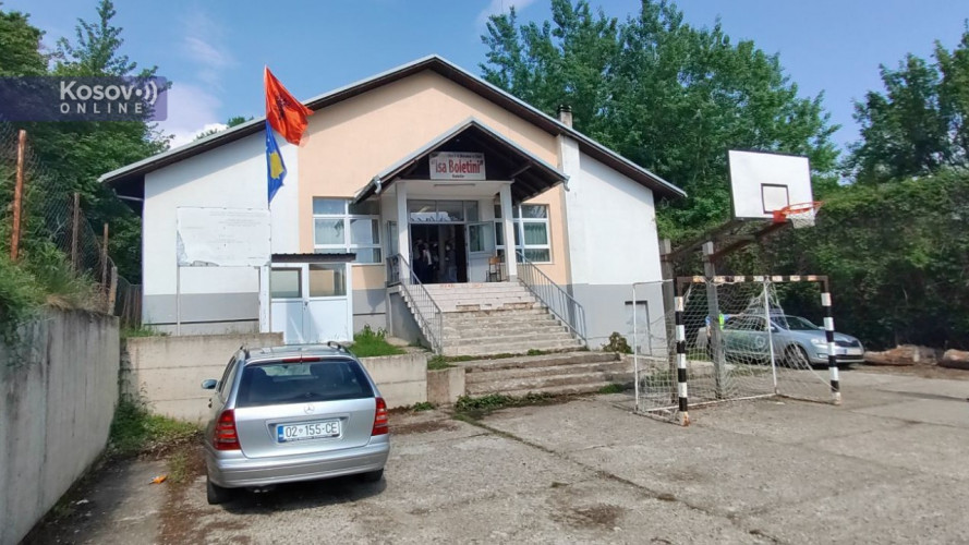 Zvečan polaganje zakletve Iljira Pecija