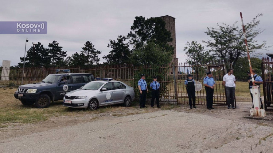 Kosovska policija na Gazimestanu