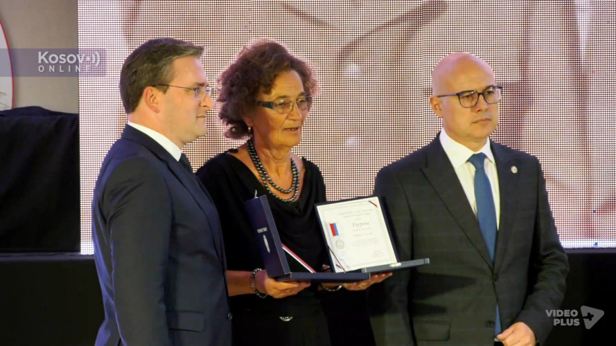 Selaković i Vučević uručili Boračke spomenice majci braće Milić