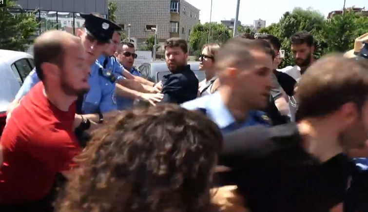 Sukob SDP i policije Sukob SDP i policije