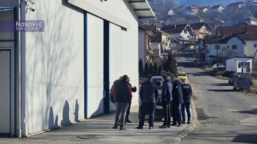 Kosovska policija pretres Leposavić