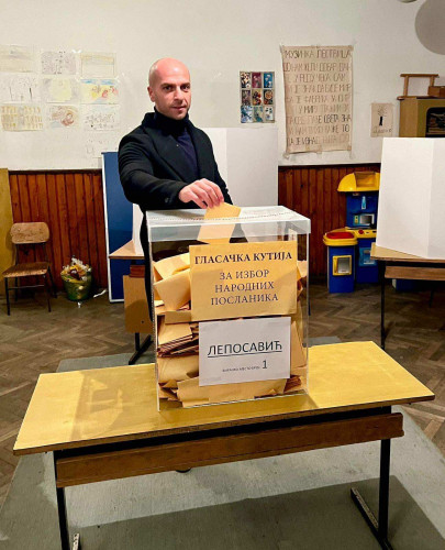 Slavko Simić na glasanju