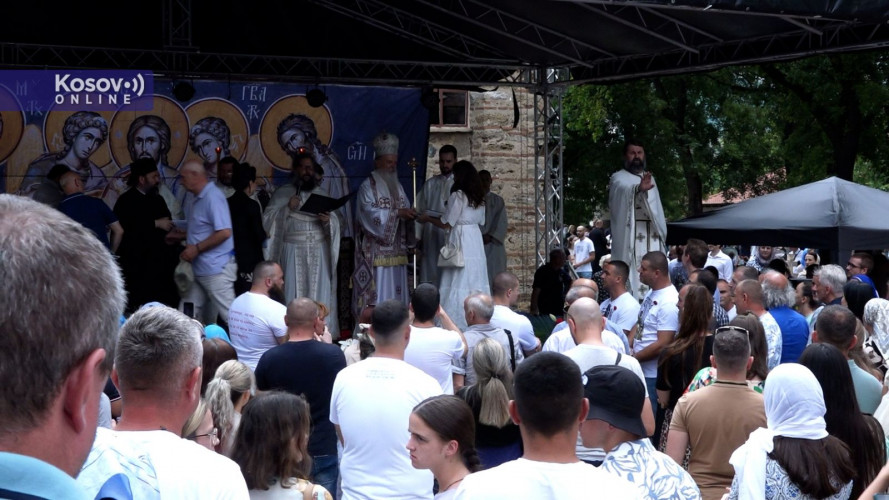 Liturgija na Vidovdan u Gračanici Liturgija na Vidovdan u Gračanici