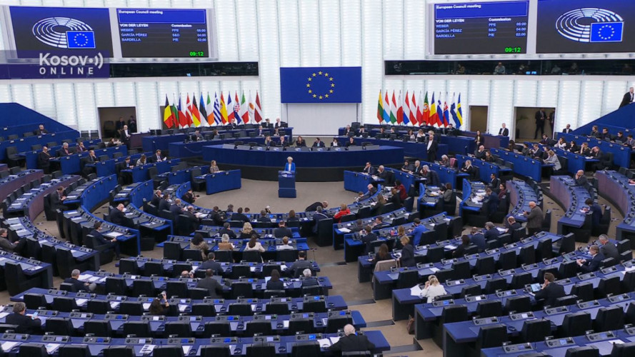 Ursula fon der Lajen u Evropskom parlamentu Ursula fon der Lajen u Evropskom parlamentu