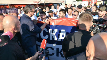 Više od 350 Srba krenulo jutros da podrži predsednika Vučića