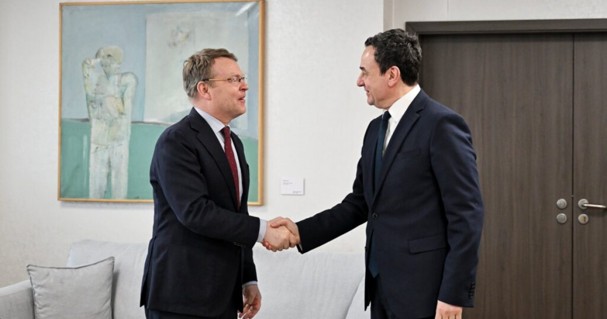 Kurti i Kamp: Na Srbima odgovornost za korišćenje zagarantovanih prava na Kosovu