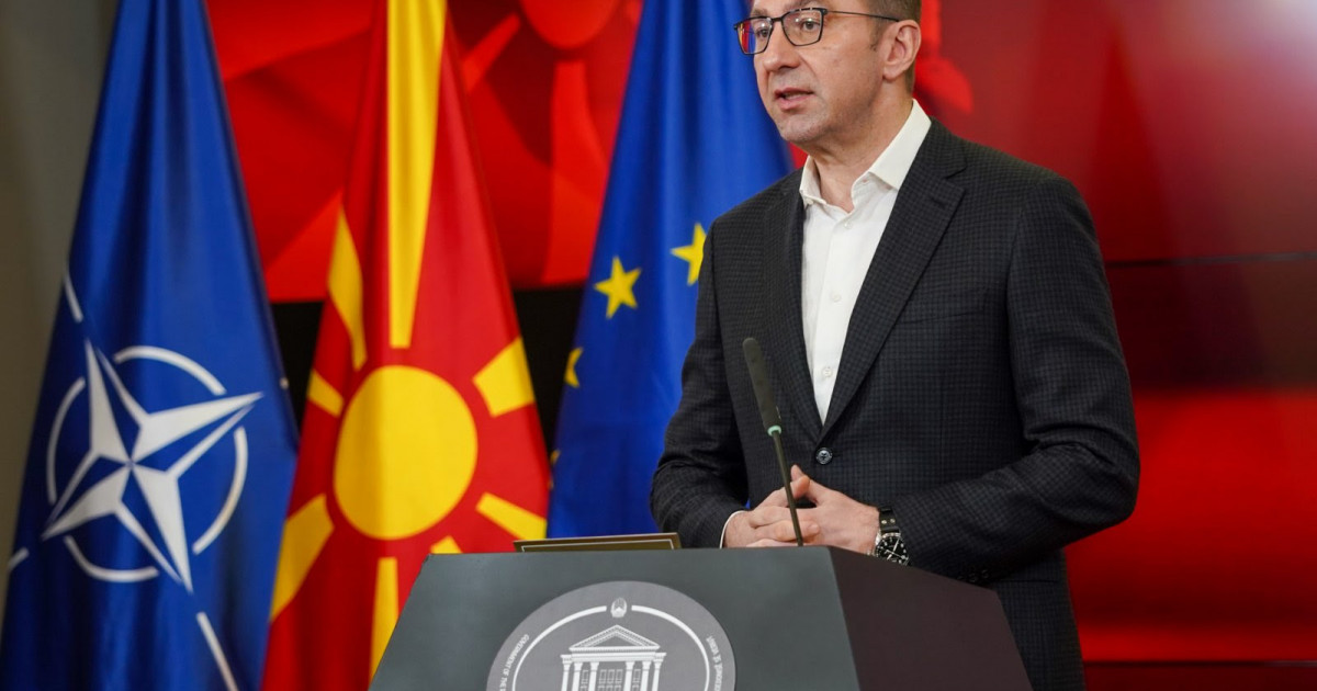 Mickoski najavio pojeftinjenje benzina u Severnoj Makedoniji: Zasad ne razmatramo restrikcije