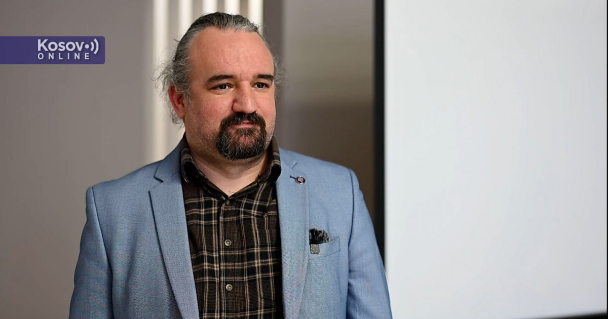 (Video) Vujinović: Kurti zahtevima Makronu pokušava da isprovocira Srbiju i skrene fokus sa unutrašnjih problema Kosova