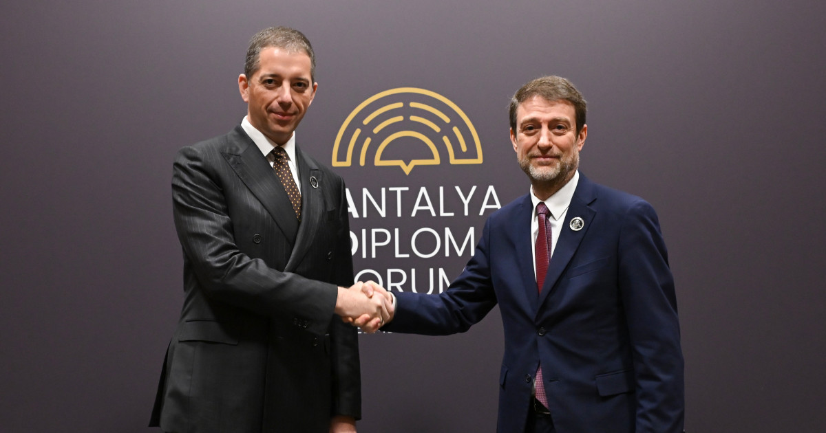 Đurić sa Hodžom: Srbija opredeljena da unapređuje odnose sa Albanijom zasnovane na međusobnom uvažavanju