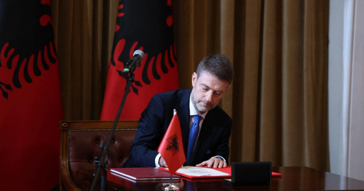 Hodža: Naši stavovi se prenose kroz zvanične kanale, a ne putem poruka