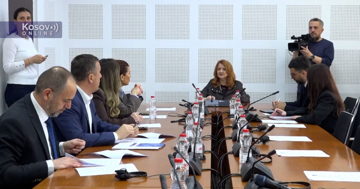 Poslanici o izložbi u Prištini: Optužbe za prekrajanje istorije