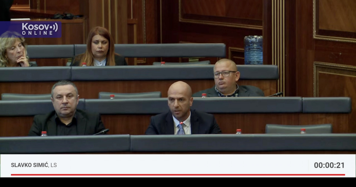 (Video) Simić u parlamentu ponovo ukazao na loše stanje puteva na severu i mosta kod Leposavića