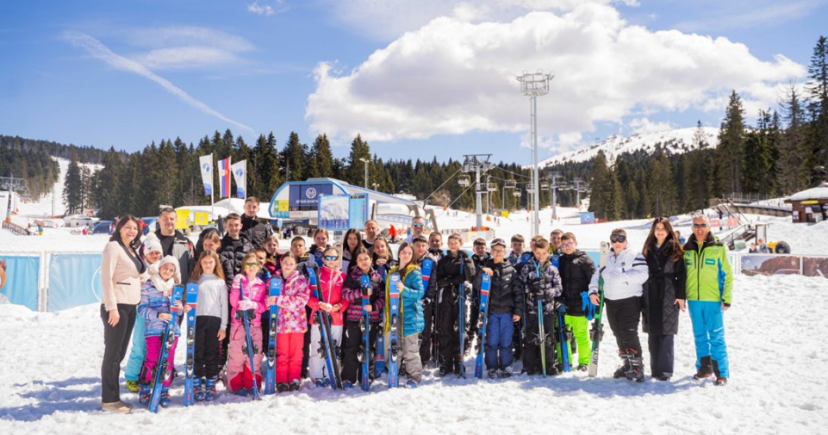 MK Group organizovala zimovanje za najbolje đake sa Kosova