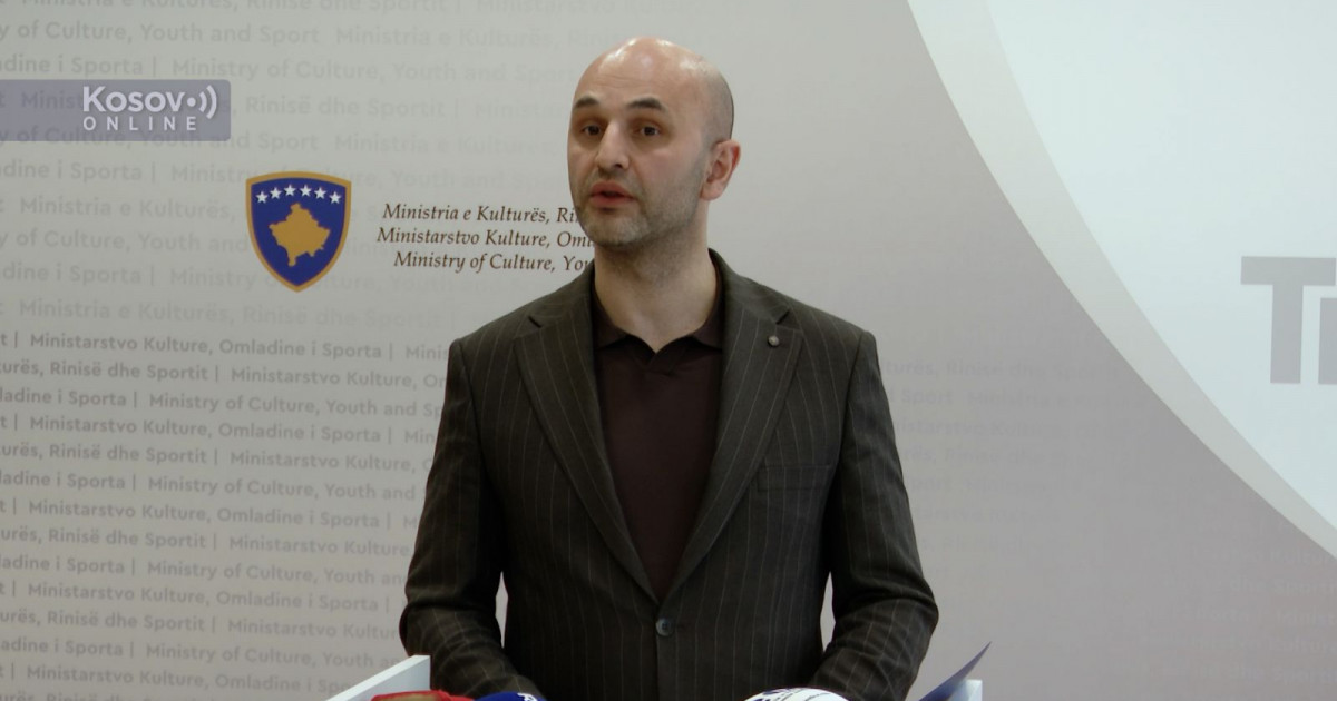 (Video) Ministarstvo kulture optužuje Opštinu Priština za nezakonite radove u Domu omladine