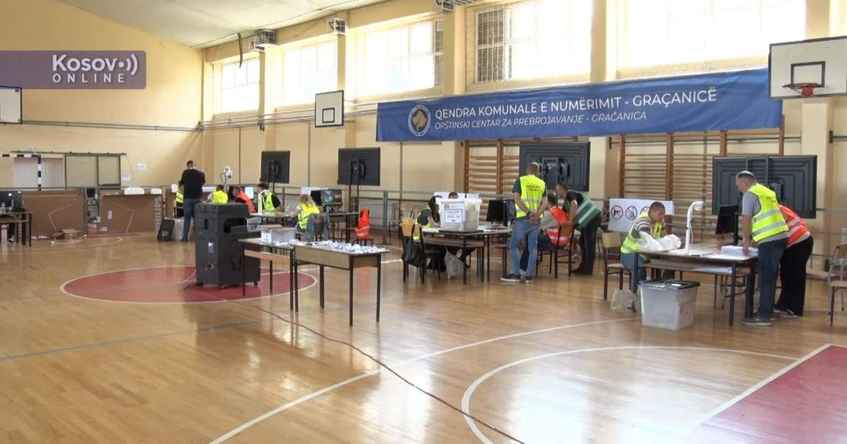 (Video) U Gračanici počelo brojanje glasova za poslaničke ka
