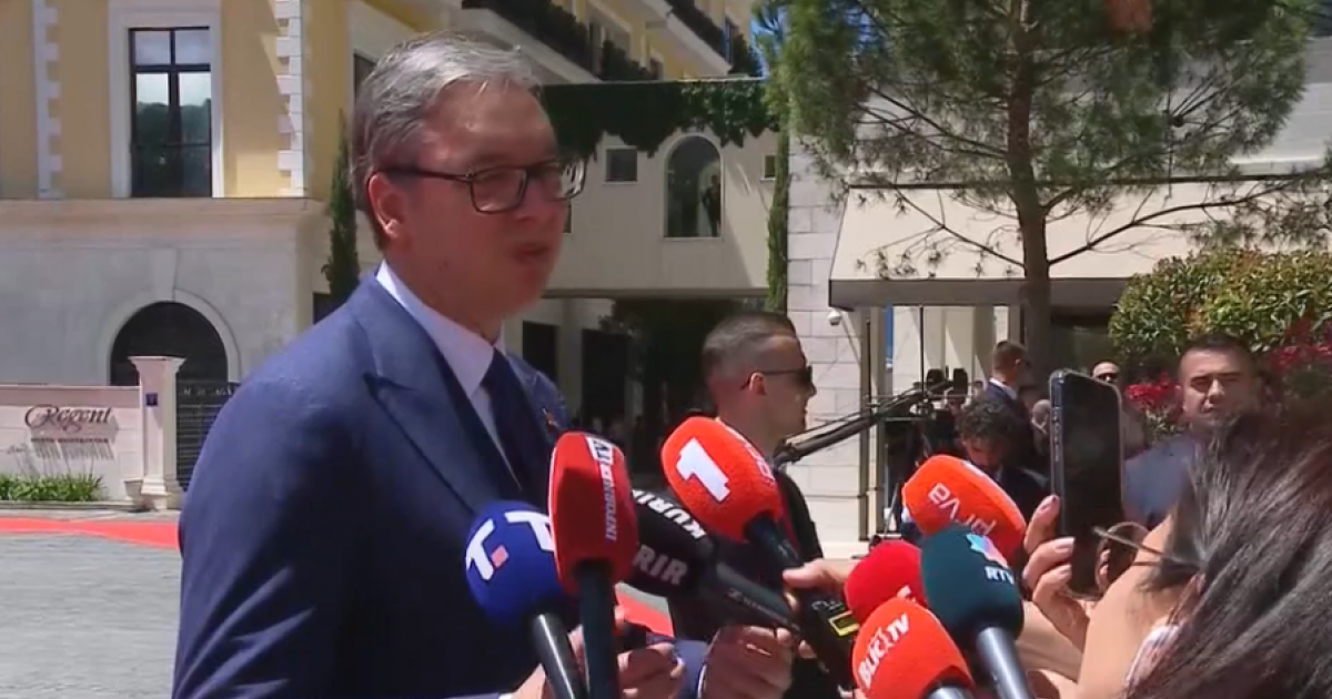 Vučić u Tivtu: Verujem da ćemo videti napredak Srbije na evropskom putu