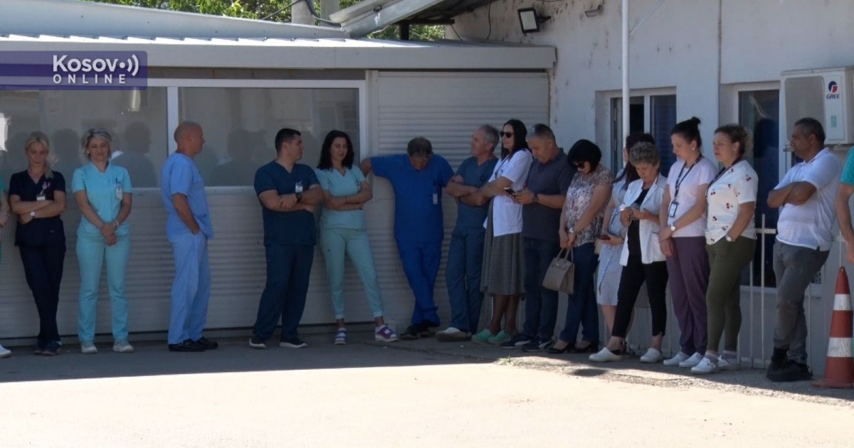 (Video) Na centralnom Kosovu nastavljeni mirni protesti podr