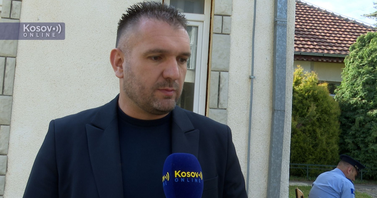 (Video) Perović glasao u OŠ „Jovan Cvijić“: Pozivam građane 