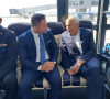 Vesli Klark na aerodromu u Prištini