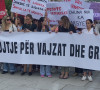 Protest u Prištini zbog silovane devojčice.jpg