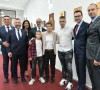 Petković i članovi Srpske liste sa decom Milana Radoičića