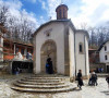 Petar Petković u manastiru Draganac