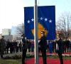 Kosovo, Ceremonija podizanja zastave 