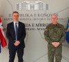 Jašari sa britanskim ambasadorom na Kosovu