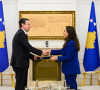 Vjosa Osmani dala mandat Aljbinu Kurtiju