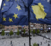 zastave Kosova i EU